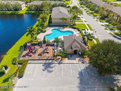 Beautifully maintained townhome in the desirable gated community - photo 20