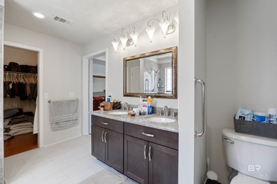 Beautiful 3-bedroom, 2-bath brick home offering comfort - photo 41