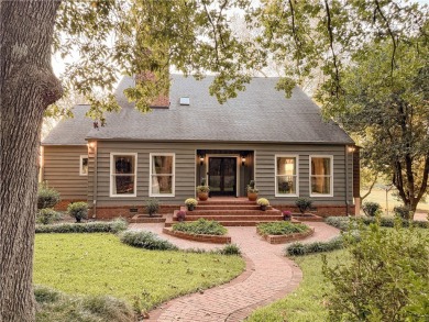 Lake Home For Sale in Anderson, South Carolina