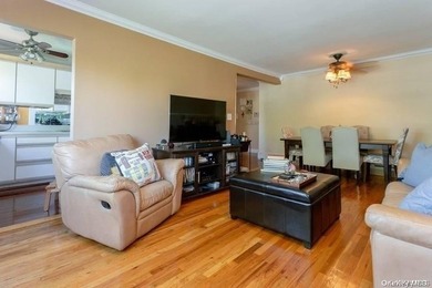Spacious Open Floor Plan Two Bed Two Full Bath Unit. Enter This - photo 7