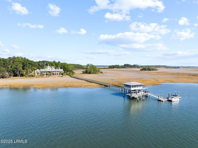 Timeless Lowcountry elegance & thoughtful design define this - photo 2