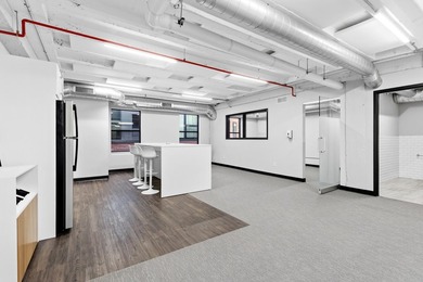 - 15,120 SF: 2 Levels with 21 parking spaces in rear lot - photo 7
