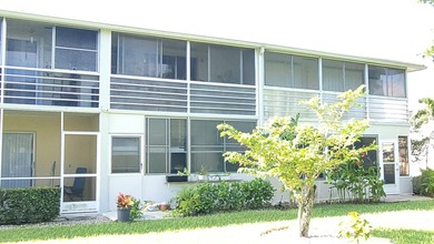 Bright and charming, lightly updated, one bedroom, one bath - photo 21