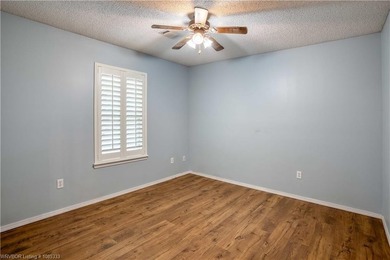 Beautifully updated 4 bedroom, 3 bath home located on a - photo 22