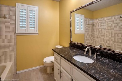 Beautifully updated 4 bedroom, 3 bath home located on a - photo 26