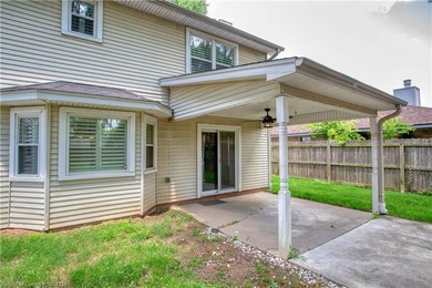 Beautifully updated 4 bedroom, 3 bath home located on a - photo 43