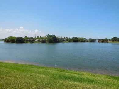 Bright and charming, lightly updated, one bedroom, one bath - photo 45