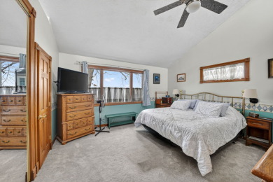 BEAUTIFUL VIEWS & INVITING HOME! - photo 15