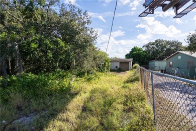 Maximize your visibility with this prime commercial opportunity - photo 6