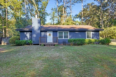 Lake Jackson - Leon County Home Active Under Contract in Tallahassee Florida