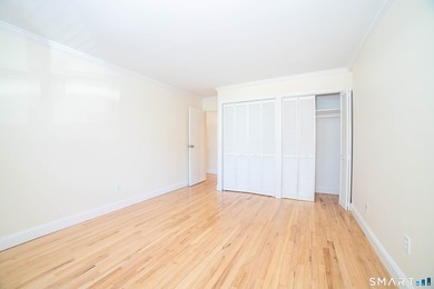 Move right into this beautifully updated one-bedroom condominium - photo 14