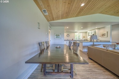 Built in 2021 by a reputable local contractor, this - photo 14