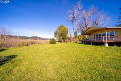 Built in 2021 by a reputable local contractor, this - photo 36