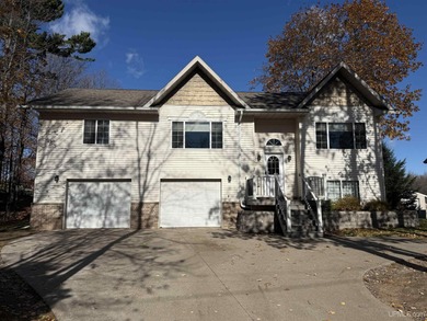 Lake Superior - Marquette County Home Active Under Contract in Marquette Michigan