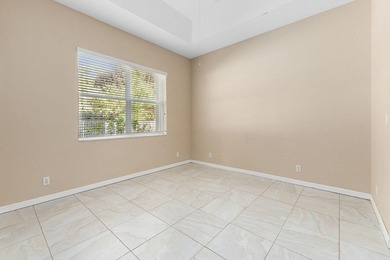 Enjoy privacy and comfort in this 3BR/2BA home with a 2-car - photo 12