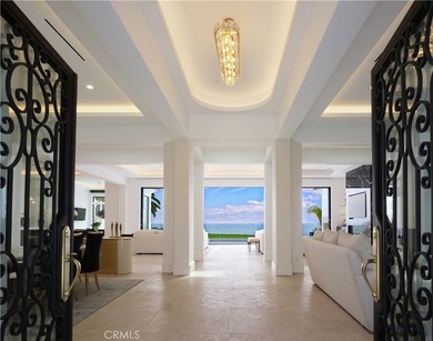 Oceanfront, almost all one-level, luxury contemporary estate - photo 4