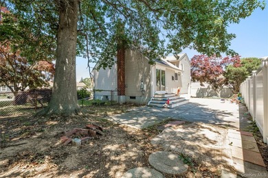 Welcome to 15 Ford Drive W, Massapequa-a beautifully renovated - photo 15