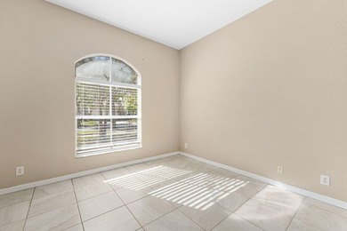 Enjoy privacy and comfort in this 3BR/2BA home with a 2-car - photo 17