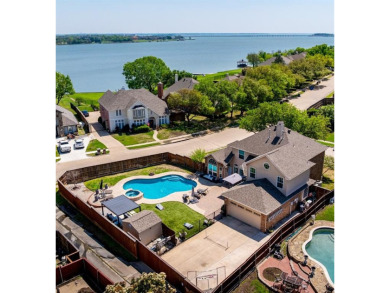 Lake Home Sale Pending in Rowlett, Texas
