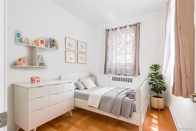 Welcome to The Grover Cleveland. A spacious and sun-filled - photo 15