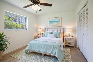 Welcome to Palm Point, a sought-after boat and RV-friendly - photo 20