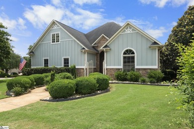 This Tuscan-inspired residence is a rare expression of - photo 1