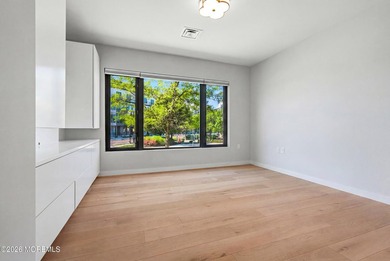 Welcome to this exceptional first floor residence in the heart - photo 21