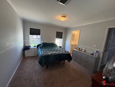 Beautiful 3-bedroom, 2-bathroom home located in Colony Cove, a - photo 21
