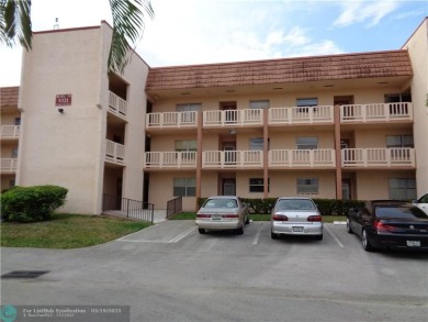 Lake Condo For Sale in Sunrise, Florida