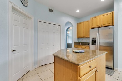 Motivated seller!! Welcome to Hamilton Bay living! This charming - photo 33