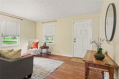 Adorable, affordable, and move-in ready! This charming 3-bedroom - photo 3