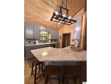 Welcome to the Lake Life. Plenty of room and privacy for you and - photo 12
