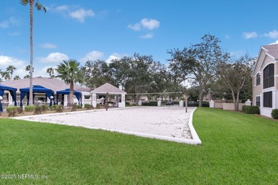 Beautifully updated 2BR/2BA condo in the highly sought-after - photo 22