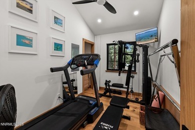Experience modern mountain living in this brand-new, fully - photo 22