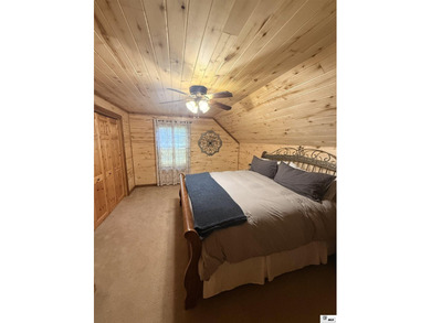 Welcome to the Lake Life. Plenty of room and privacy for you and - photo 29