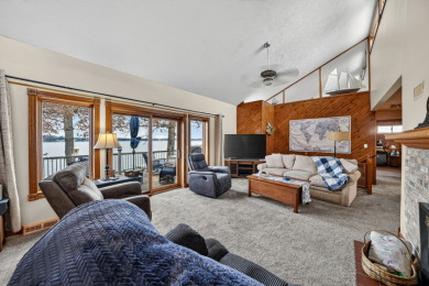 BEAUTIFUL VIEWS & INVITING HOME! - photo 9