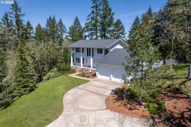 Lake Home For Sale in Winchester, Oregon