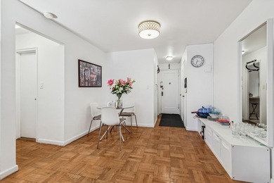 Lovely spacious one bedroom apartment (front facing). Large - photo 5