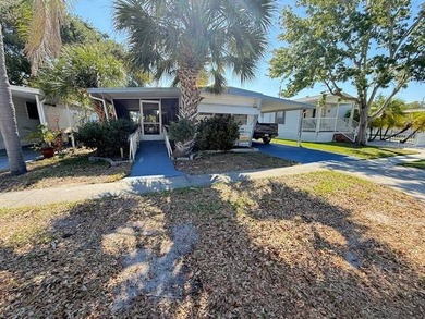 Lake Haven Home For Sale in Dunedin Florida