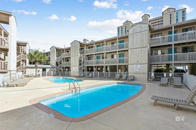 Welcome to this beautiful 2 bedroom, 2 bathroom condo in Gulf - photo 2