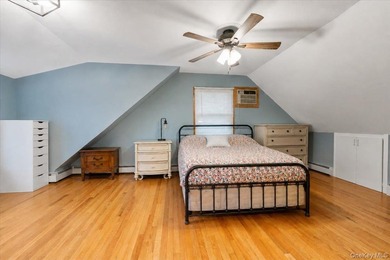 Expanded and rear-dormered Cape featuring 5 spacious bedrooms, 3 - photo 13