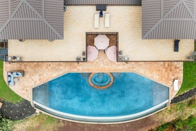 Perched atop 45 acres of Launiupoko's most coveted slopes, this - photo 14