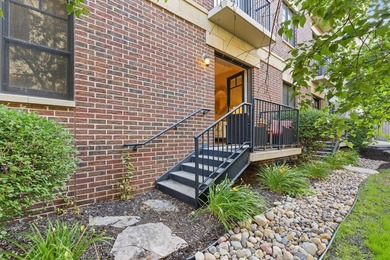 Modern Luxury with European Charm - Fully Updated *Unicorn* Unit - photo 14