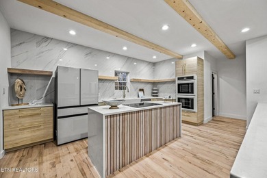 One of the Smoky Mountains' premier luxury short-term rental - photo 16
