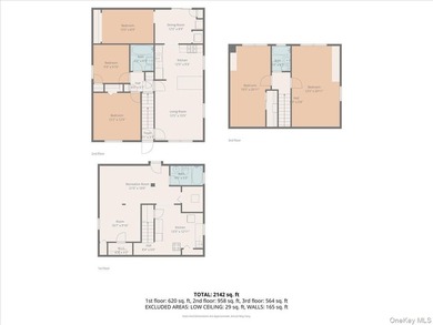 Expanded and rear-dormered Cape featuring 5 spacious bedrooms, 3 - photo 21