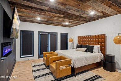 One of the Smoky Mountains' premier luxury short-term rental - photo 32