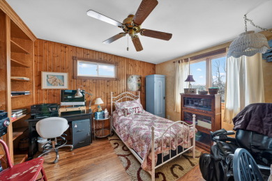 BEAUTIFUL VIEWS & INVITING HOME! - photo 16