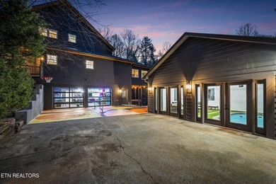 One of the Smoky Mountains' premier luxury short-term rental - photo 36