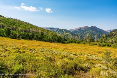 Lincoln Ranch, a breathtaking 544-acre estate in the Snowmass - photo 7