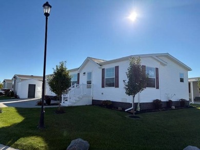 (private lake, pond, creek) Home For Sale in Lenox Michigan